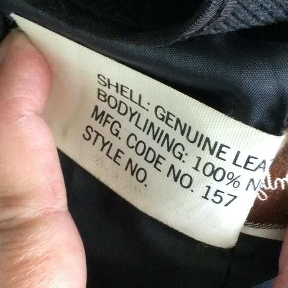 Excelled Black Leather Jacket, Vintage, 42R, - Picture 6 of 16